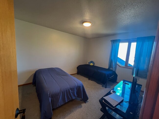 Building Photo - Single Family Home in Moorhead!