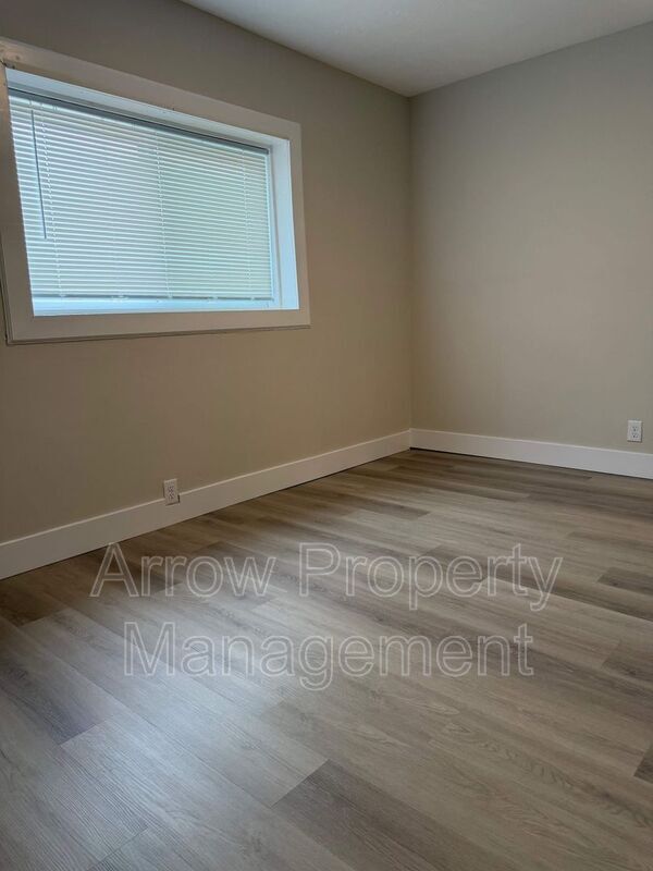 Building Photo - 5702 S St