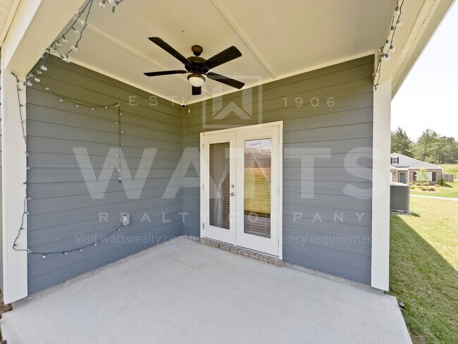 Building Photo - 4-Bedroom, 2-Bath House in Chelsea Park