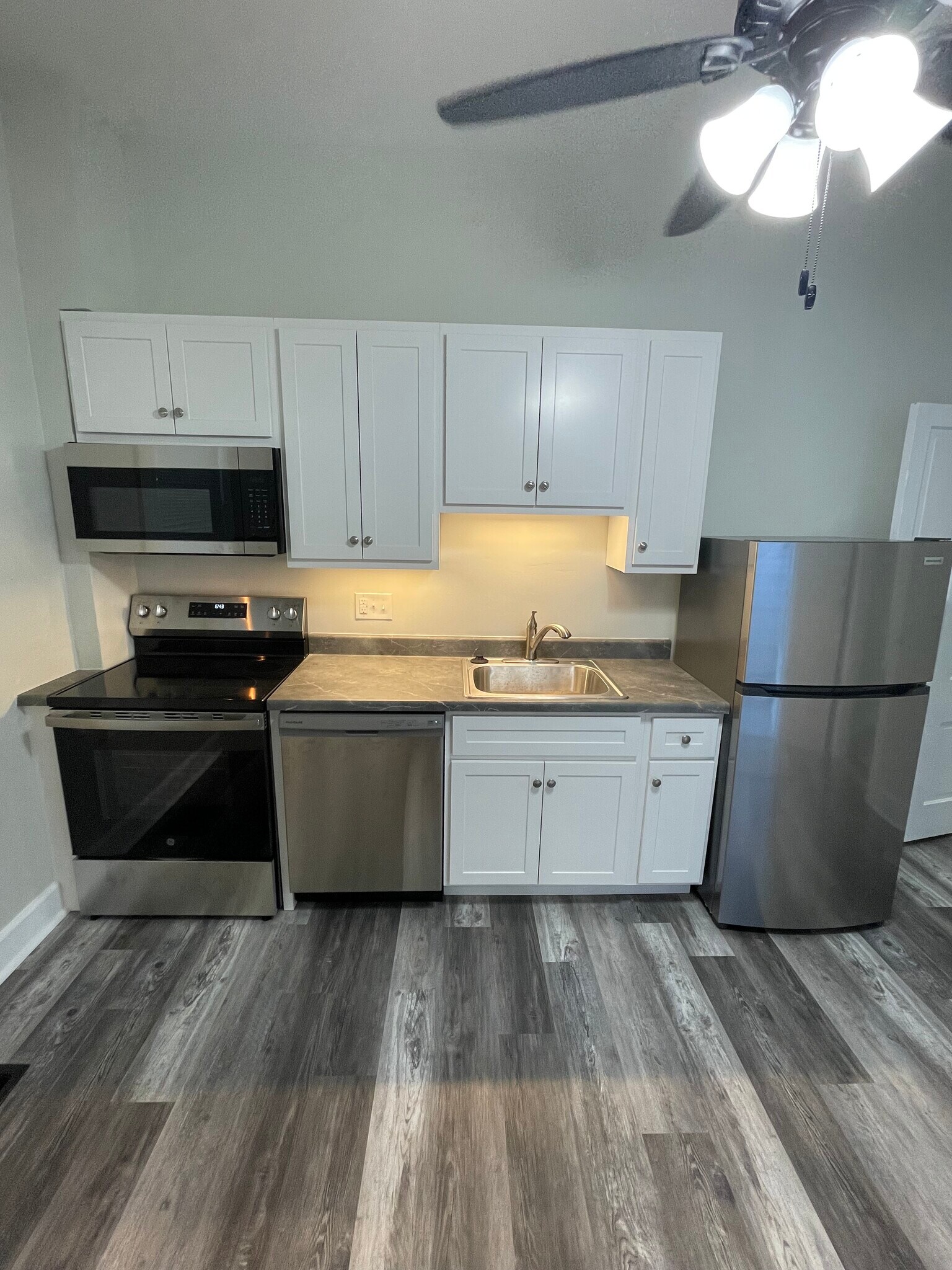 Building Photo - 1418 N 3rd St