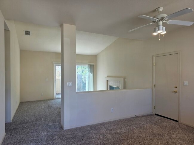 Building Photo - 2412 Summercreek Dr