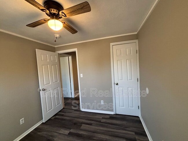 Building Photo - 2351 Wienburg Dr