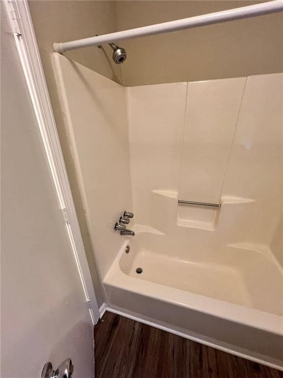 Building Photo - 1961 Pine Dr SW