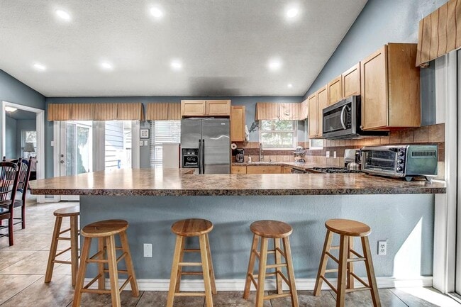 Building Photo - 1715 Foxfire Dr