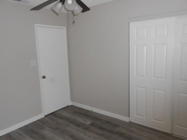 Building Photo - Spacious Single Story Home near Lake Mead ...