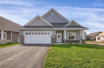 Building Photo - 1 Level Living - Newer Built