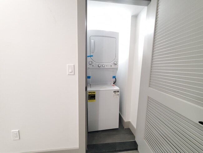 181 Baldwin Ave Unit 6 - 175 Baldwin Ave