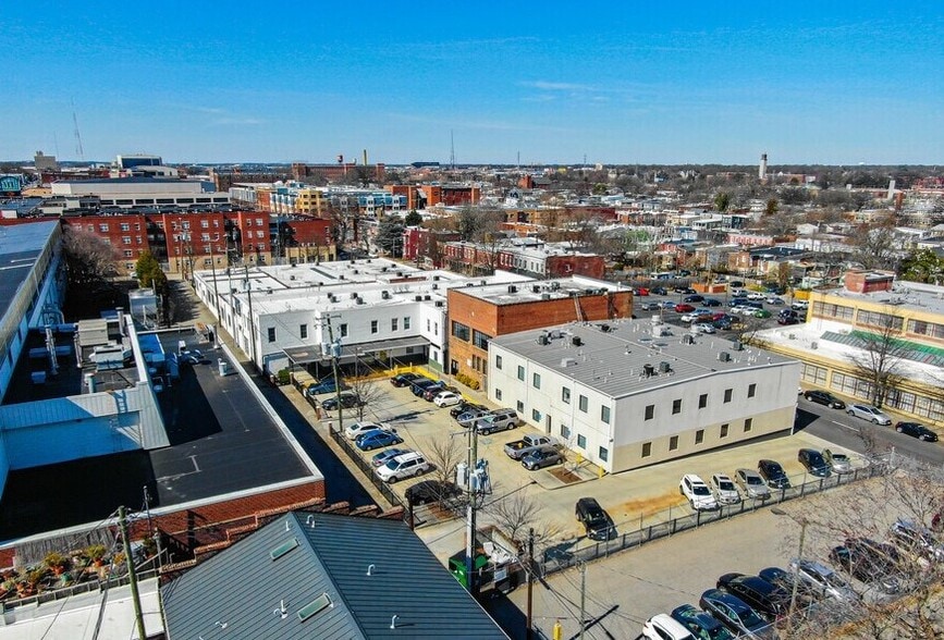 Building Photo - T and E Apartments