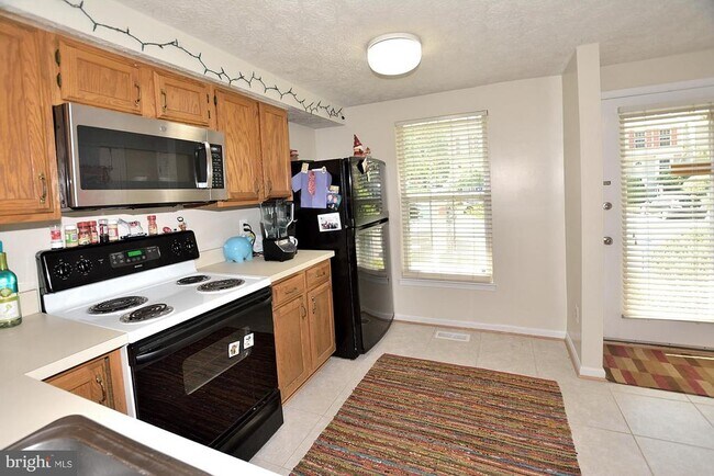 Building Photo - 11912 Fieldthorn Ct