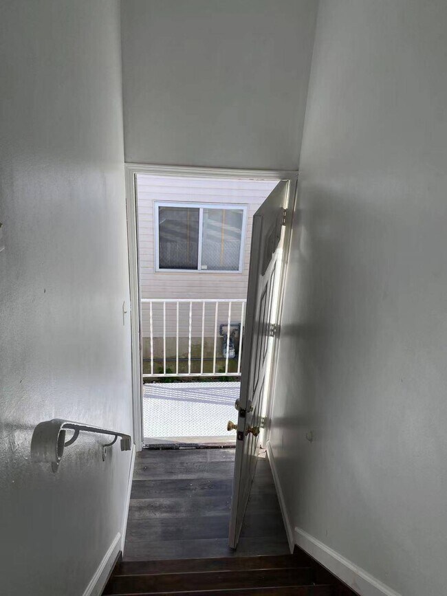 298 Ridgewood Ave 298 Ridgewood Ave Staten Island NY 10312