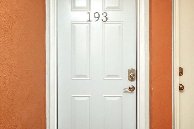 Building Photo - 4000 Gulf Terrace Dr