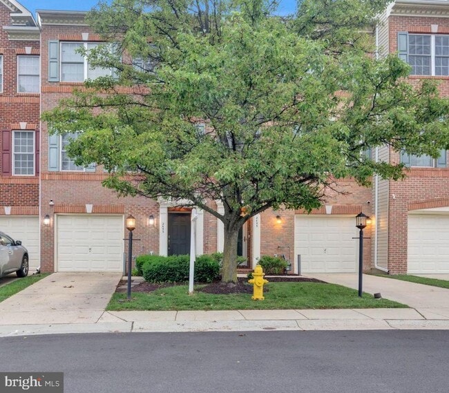 Building Photo - 2453 Cheyenne Dr