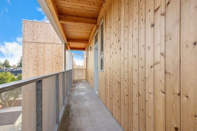 Building Photo - 7480 N Delaware Ave