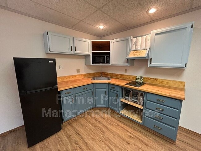 Building Photo - 3406 Quinella Dr