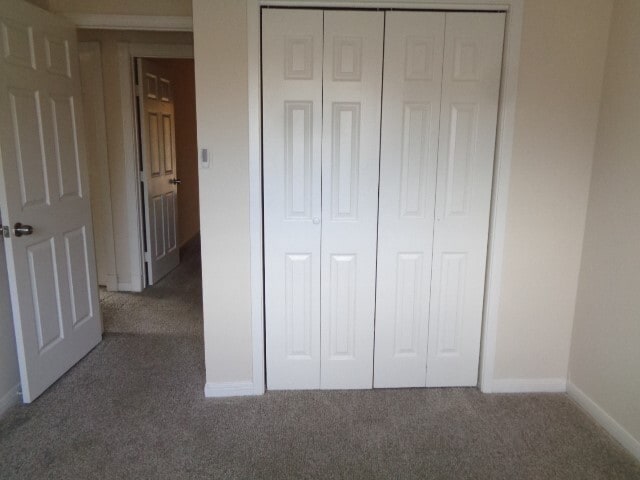 Building Photo - 22430 Meadowgate Dr