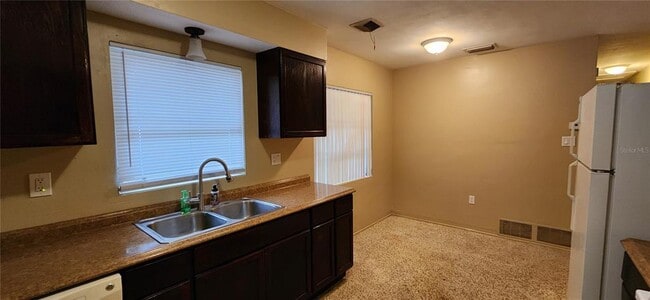 Building Photo - 6335 Alaska Ave