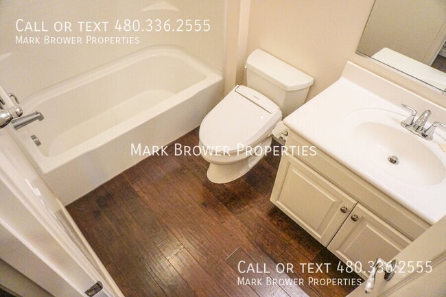 Building Photo - 3016 E Shannon St