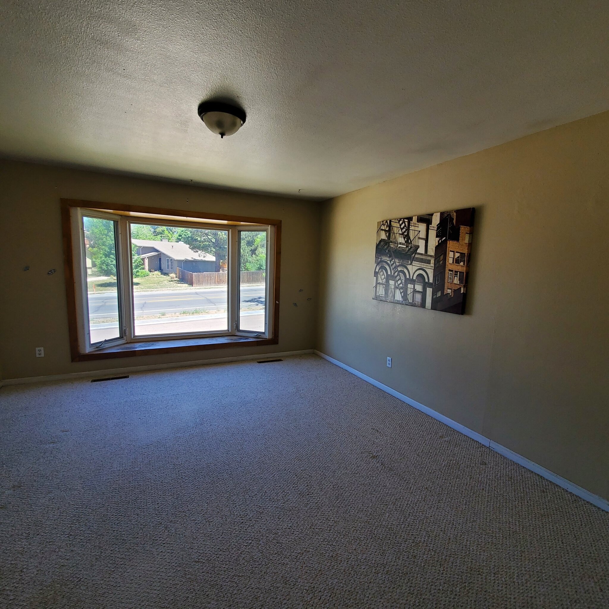 Building Photo - 3135 Vickers Dr