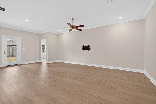 Building Photo - 93 Eagles Nest Dr