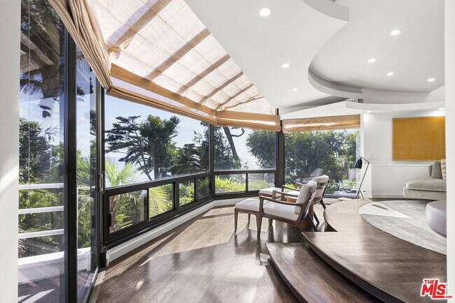 Building Photo - 31833 W Sea Level Dr