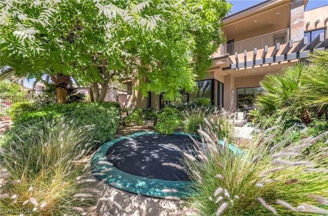 Building Photo - 1501 Foothills Village Dr