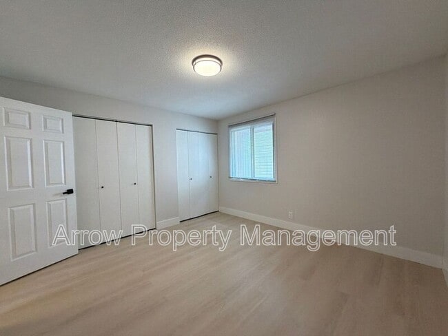 Building Photo - 3619 N 60th St