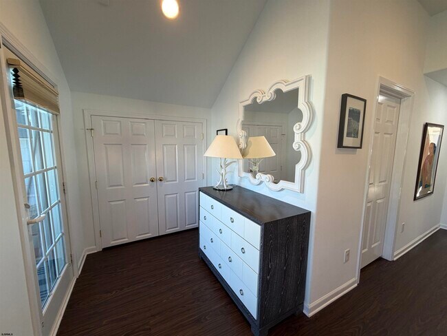 Building Photo - 26 S Coolidge Ave