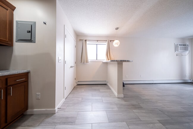 Building Photo - 7352 72nd Ln N