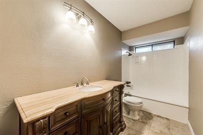 Building Photo - 628 Rickey Canyon Ave