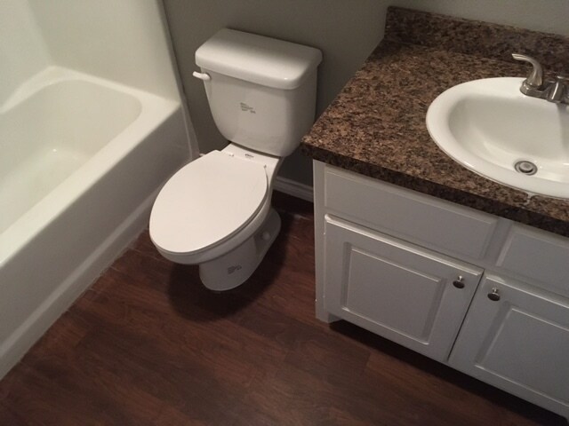 Building Photo - 2004 16th St