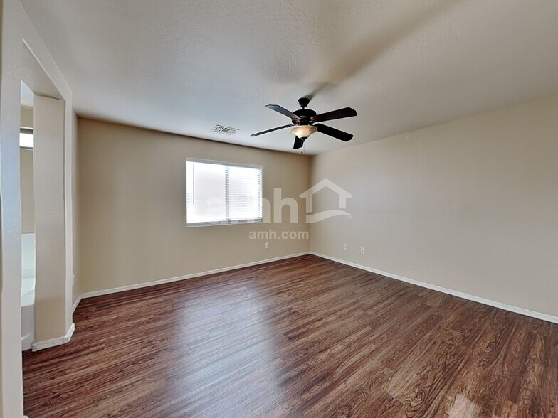 Building Photo - 1859 W Desert Canyon Dr