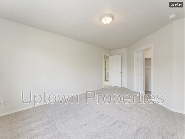 Building Photo - 320 NW 163rd Pl