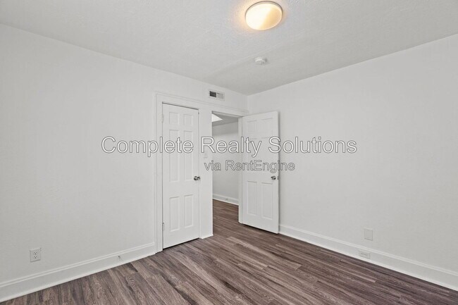 Building Photo - 119 Eichelberger St
