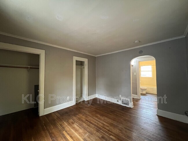 Building Photo - 1109 42nd St