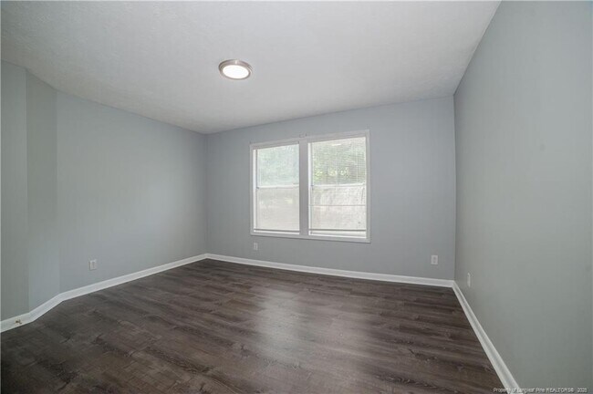 Building Photo - 1021 Wood Creek Dr