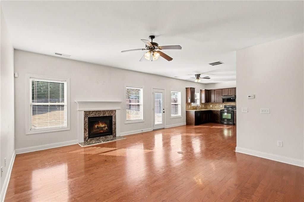 Building Photo - 2260 Harvest Ridge Cir NE