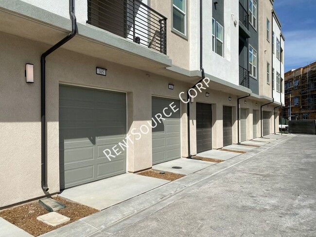 Building Photo - 3 Bedroom, 2022 New Construction Flat w/ S...