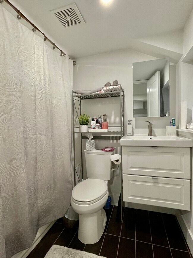 Bathroom - 4504 15th St NW