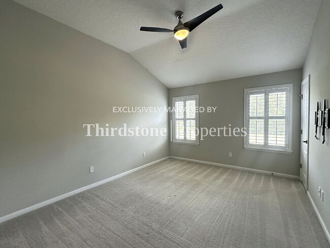 Building Photo - 6131 Bartram Village Dr