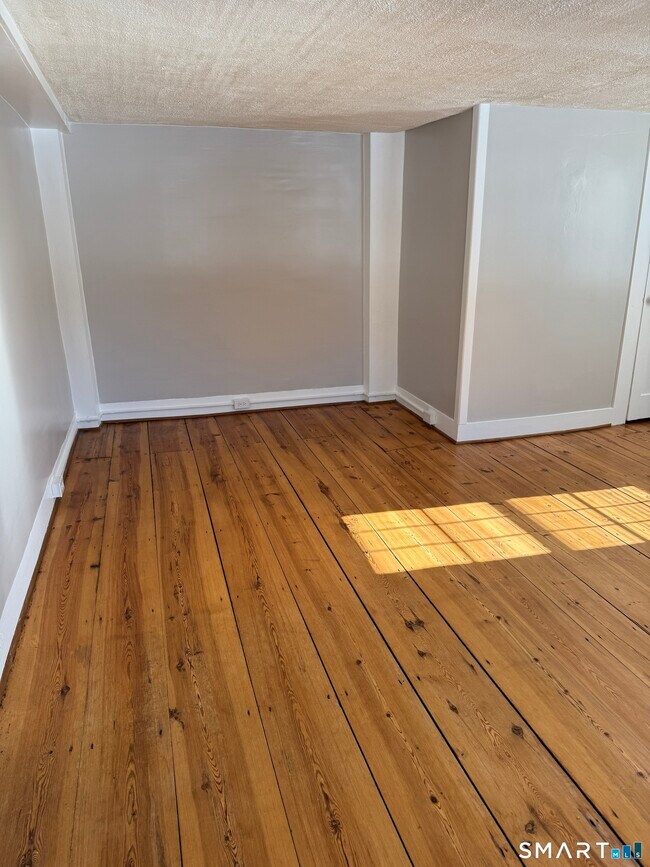 Building Photo - 8 Alto Rd