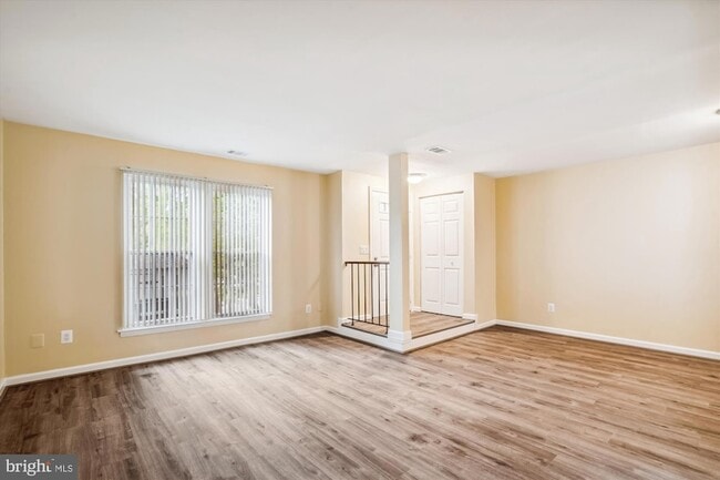 Building Photo - 2970 Schubert Dr