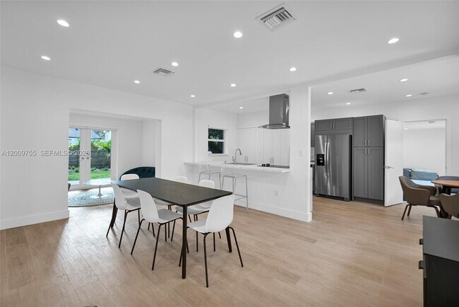 Building Photo - Northeast 81st Street, Miami, FL 33138 - 3 BR 2 BA single-family home