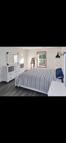 Building Photo - 558 Mosaic Ln