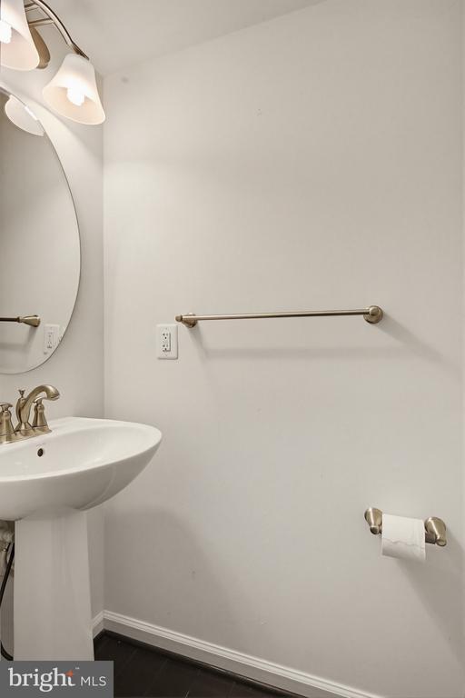 Building Photo - 7408 Wild Honey Way