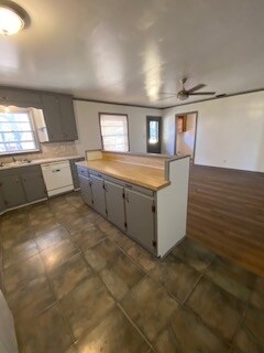 Building Photo - 7965 Woodleaf Rd