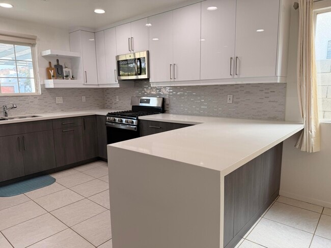 Building Photo - 51905 Avenida Velasco