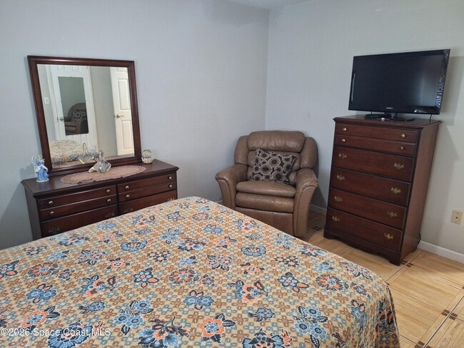 Building Photo - 289 Ellwood Ave