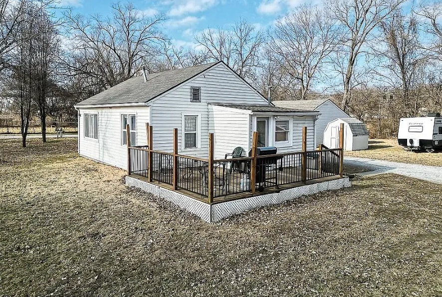 Building Photo - 329 S 64th St