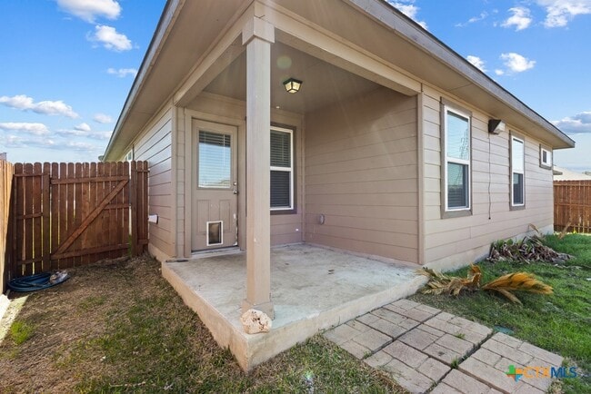 Building Photo - 8221 Lazy Brook