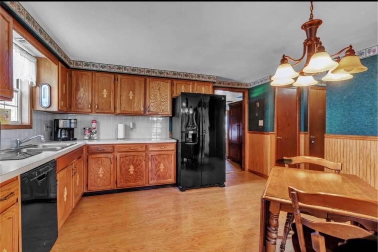Building Photo - 26 Rushford Ln